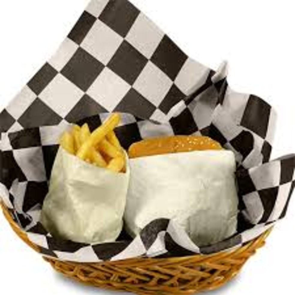 Elevating the Dining Experience with Custom Food Basket Liners